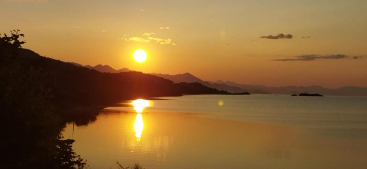 Rooms Lake View Balani Restaurant Shkodër Dış mekan fotoğraf