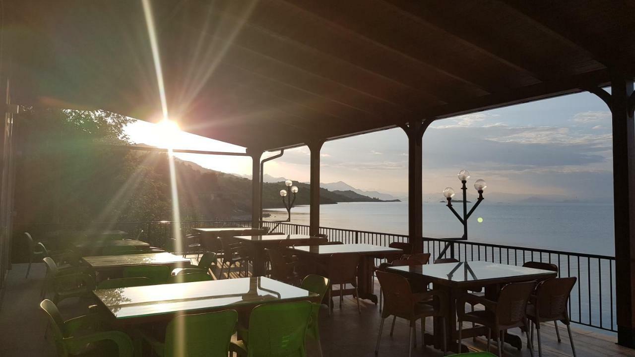 Rooms Lake View Balani Restaurant Shkodër Dış mekan fotoğraf